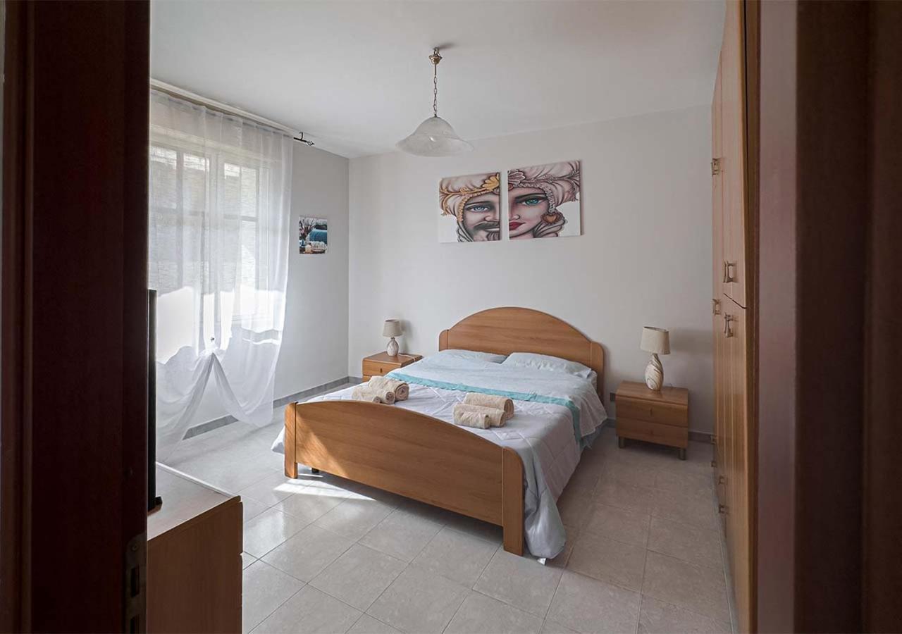Seashore House - Appartamento A 100 Mt Dal Mare Villafranca Tirrena Eksteriør bilde
